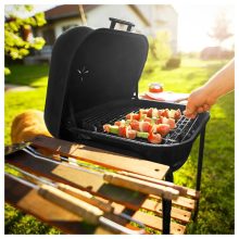 Faszenes kerti grill fújtatóval stabil szerkezet, levegőszabályozás, sütéshez