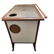 1950-es évek Antik Fehér Salgó Sparhelt – Korlátos Kivitel, Időtálló Minőségben